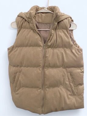 Women's Quilted Hooded Puffer Vest - Tan